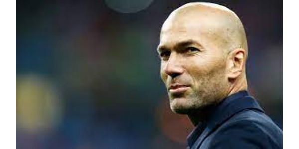 Le Paris Saint-Germain accueille Zidane